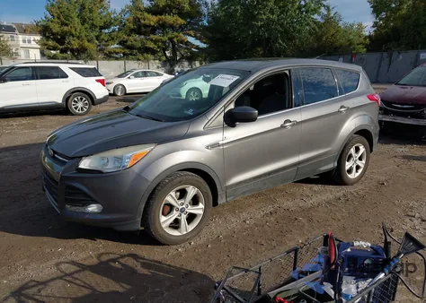 2014 Ford Escape Se из США, поврежденный, VIN 1FMCU0GX7EUB37811